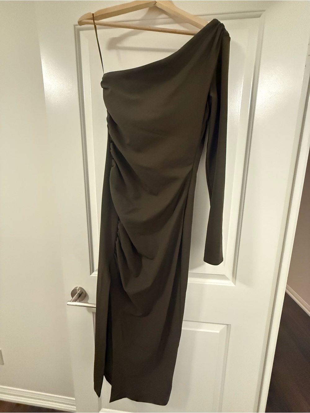 One-Shoulder Olive Green Ruched Midi Dress